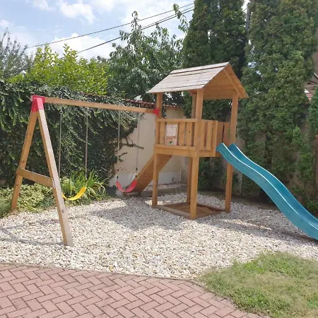 Oda ve Kahvaltı Delanta Panzio Peçuy