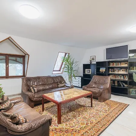 Delanta Panzio Bed & Breakfast
