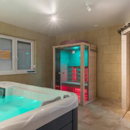 Delanta Panzio Bed & Breakfast Pécs