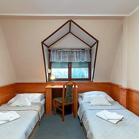 Delanta Panzio 住宿加早餐酒店 3*