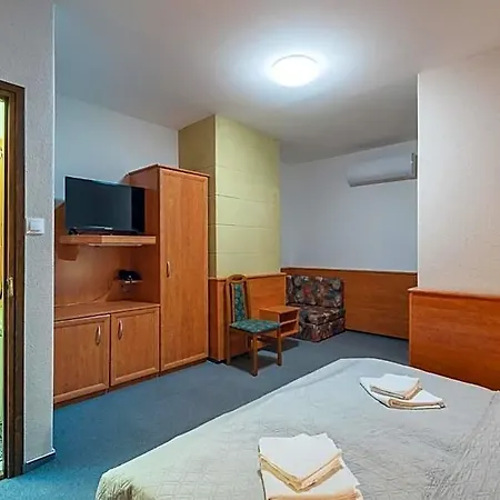 Delanta Panzio 3* 佩奇