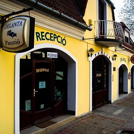 Delanta Panzio 3* Pécs